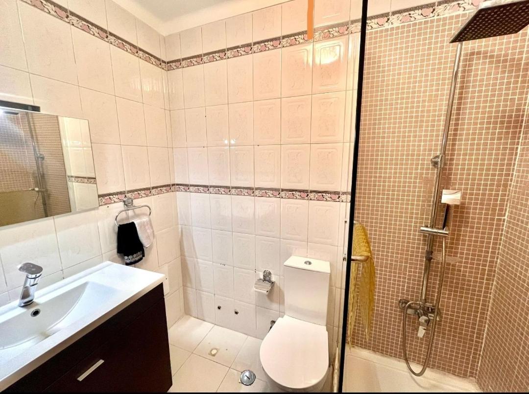 Apartamento Quarto Boa Localizacao Com Cozinha E Casa De Banho Costa da Costa da Caparica Exterior foto