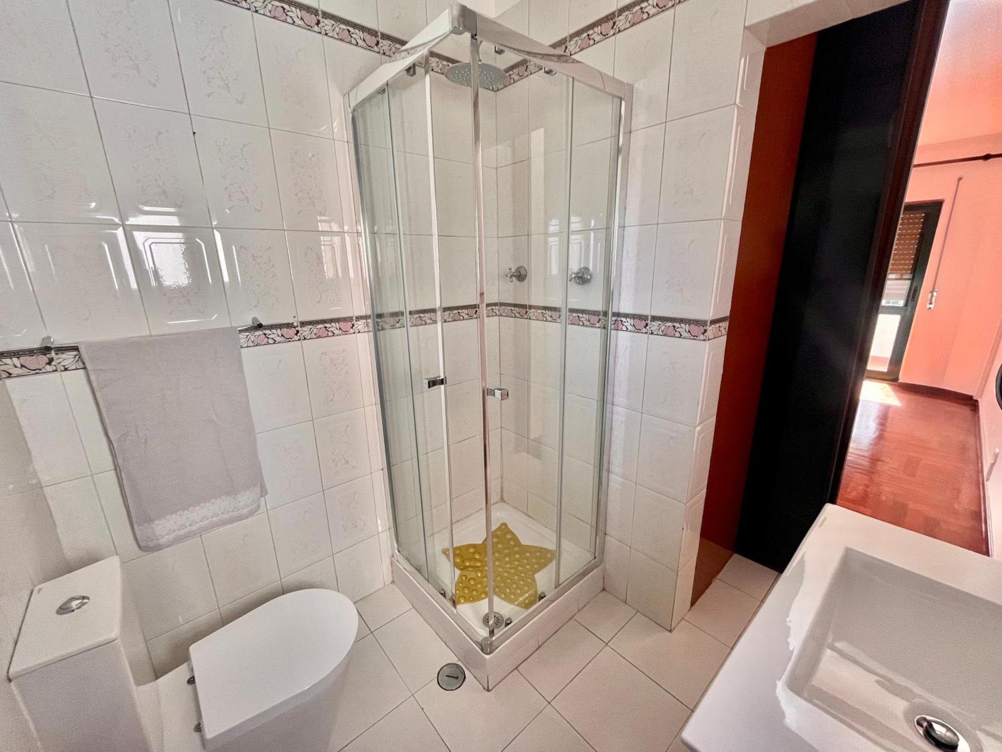 Apartamento Quarto Boa Localizacao Com Cozinha E Casa De Banho Costa da Costa da Caparica Exterior foto